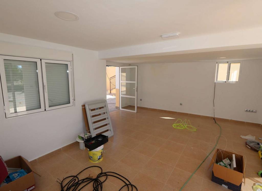 Resale - Commercial - Fortuna