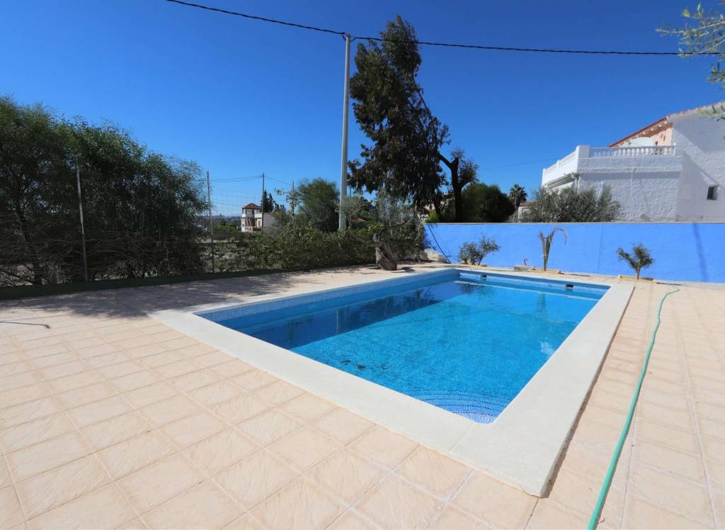 Resale - Commercial - Fortuna