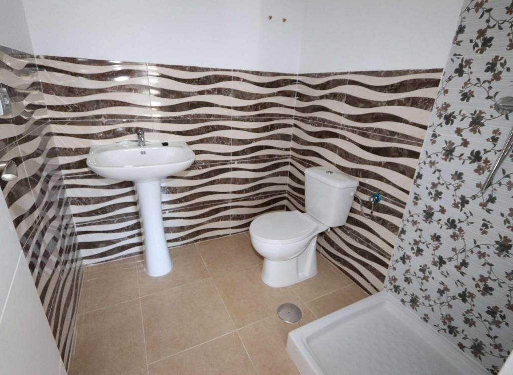 Resale - Commercial - Fortuna