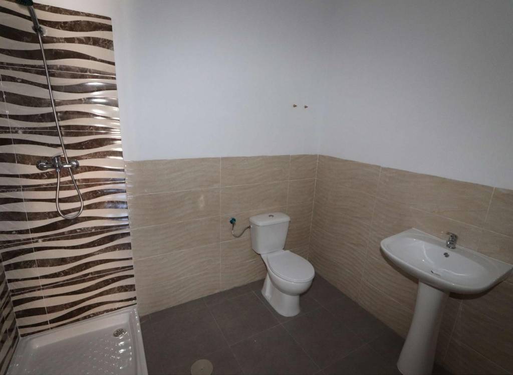 Resale - Commercial - Fortuna