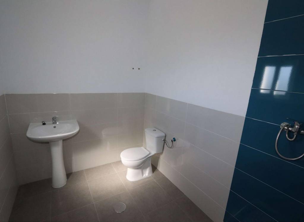 Resale - Commercial - Fortuna