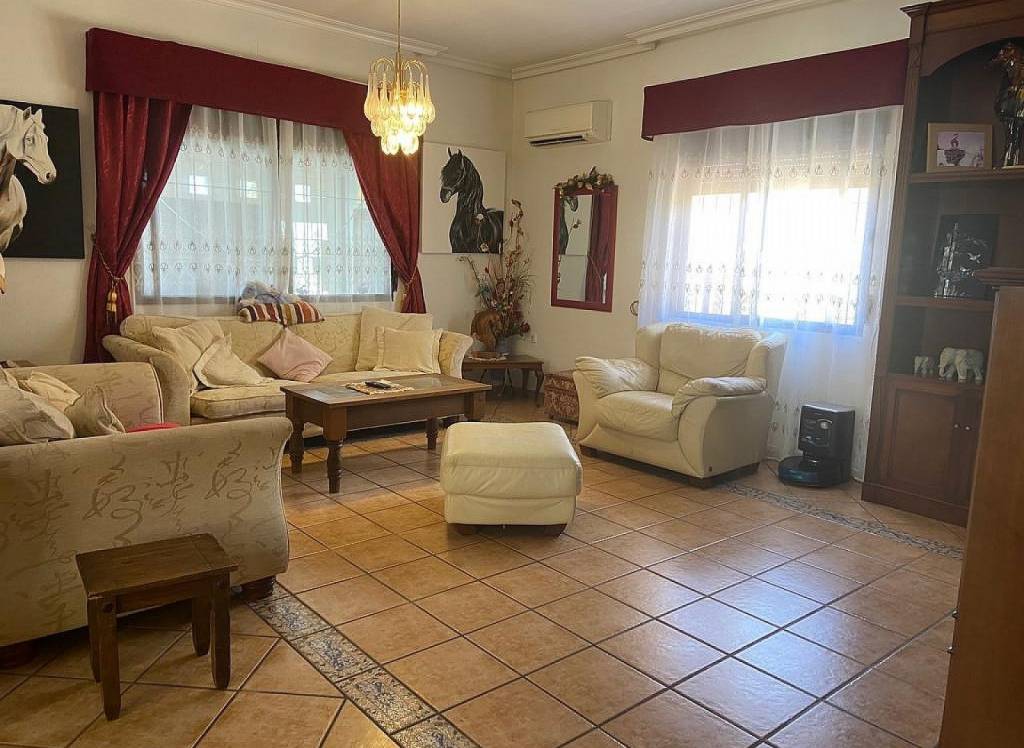 Resale - Commercial - Fortuna