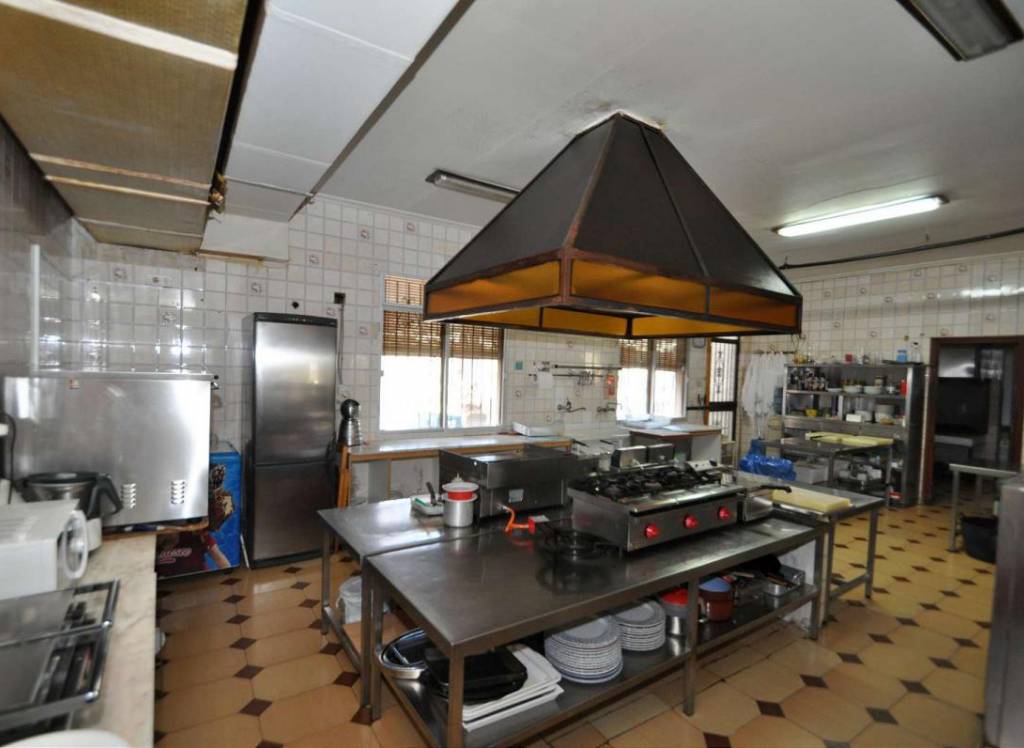 Resale - Commercial - Monóvar/Monóver - Urban location