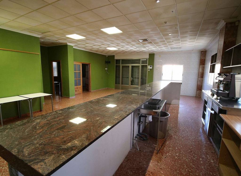 Resale - Commercial - Monovar