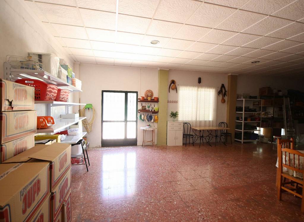 Resale - Commercial - Monovar