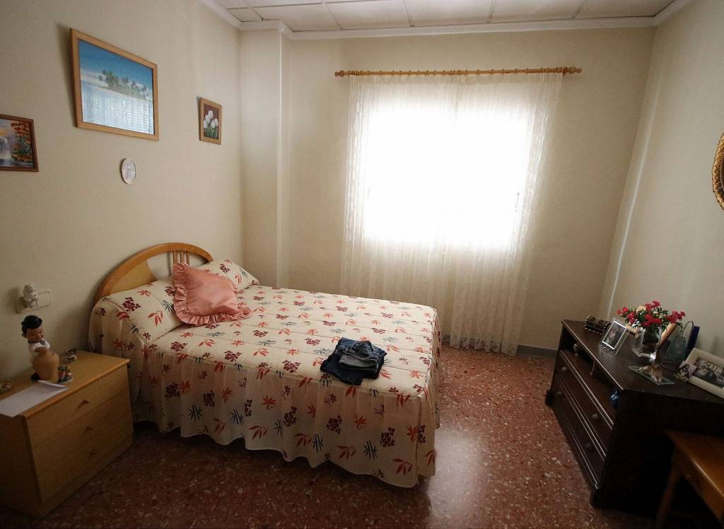 Resale - Commercial - Monovar