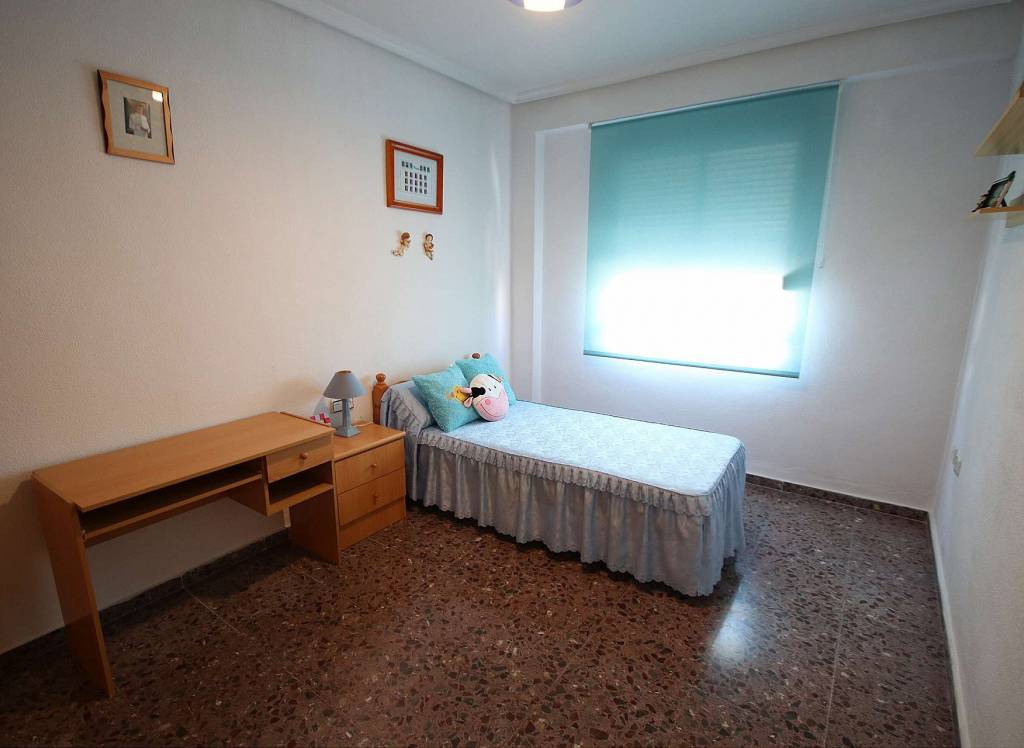 Resale - Commercial - Monovar