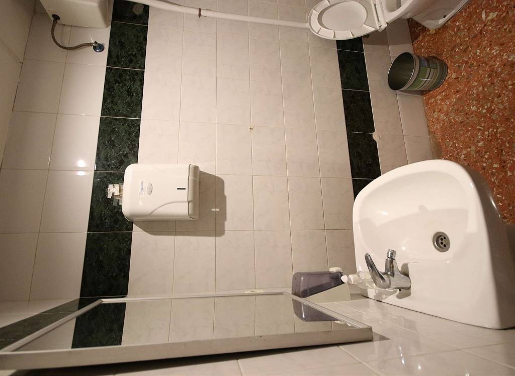 Resale - Commercial - Monovar