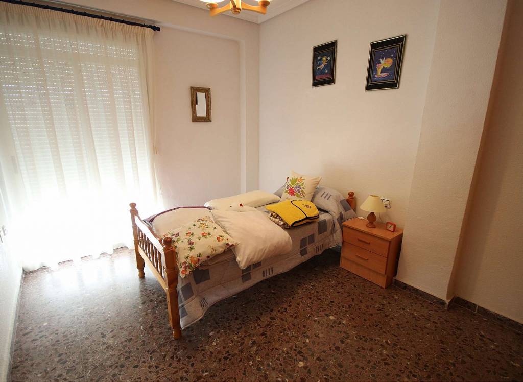 Resale - Commercial - Monovar