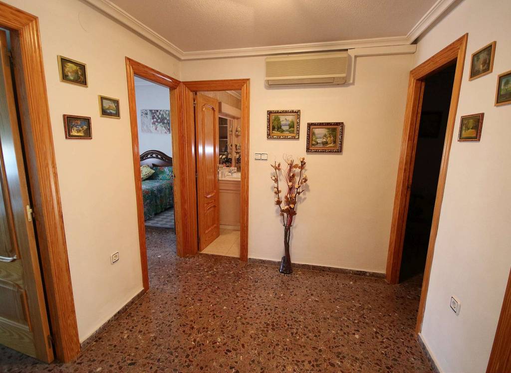 Resale - Commercial - Monovar