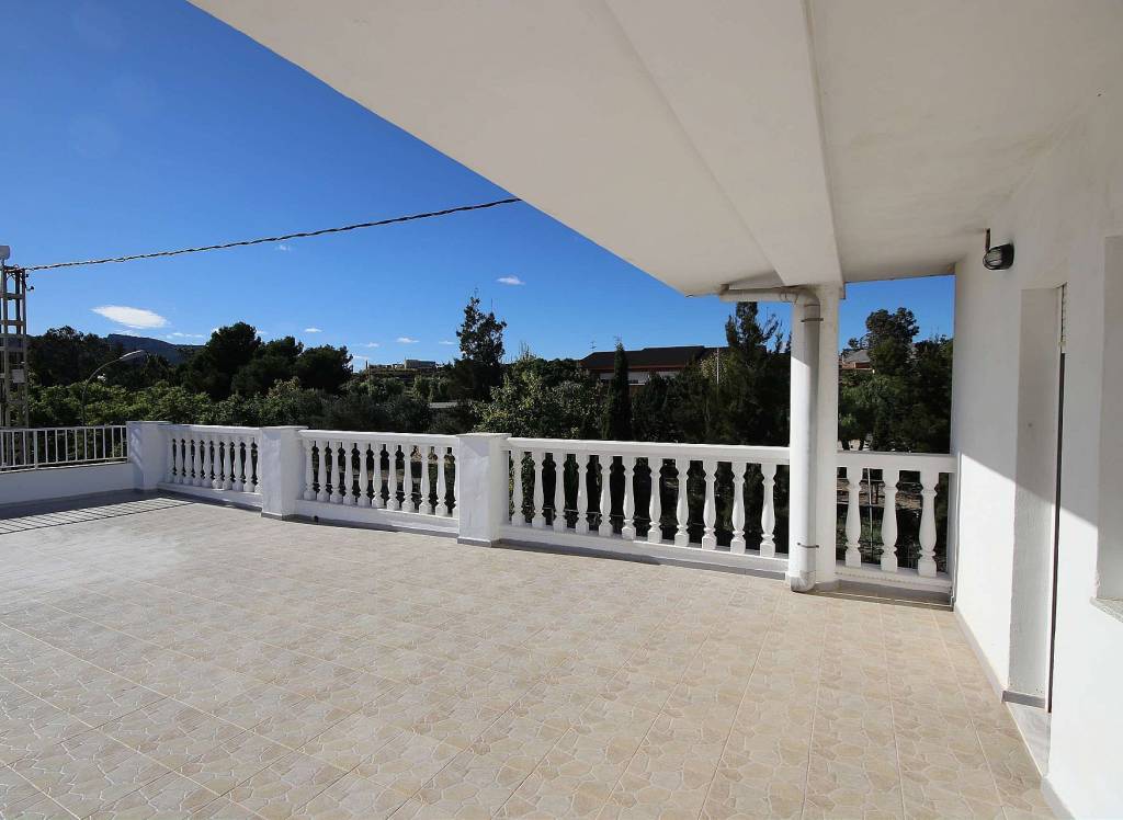 Resale - Commercial - Monovar