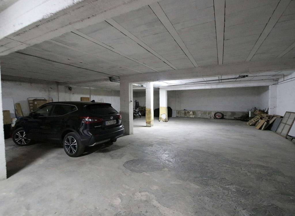 Resale - Commercial - Monovar