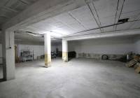 Resale - Commercial - Monovar