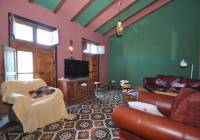 Resale - Commercial - Pinoso - Urban location