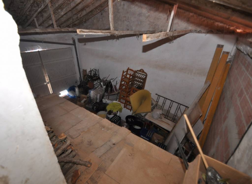 Resale - Commercial - Pinoso - Urban location