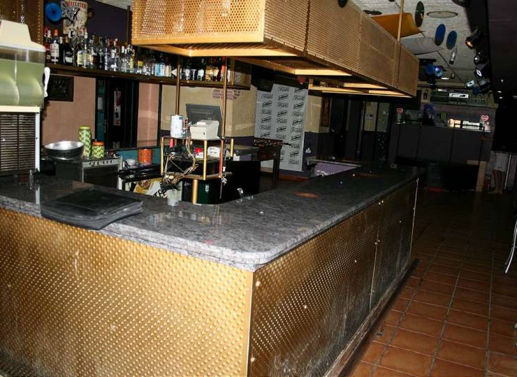 Resale - Commercial - Pinoso - Urban location