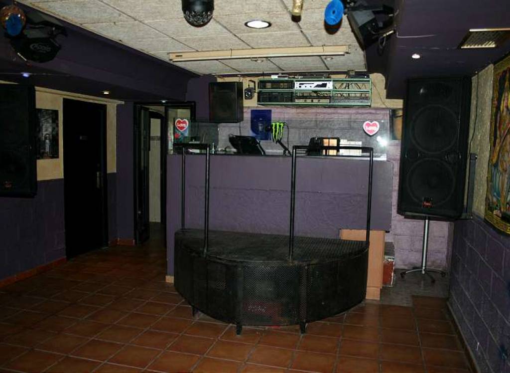 Resale - Commercial - Pinoso - Urban location