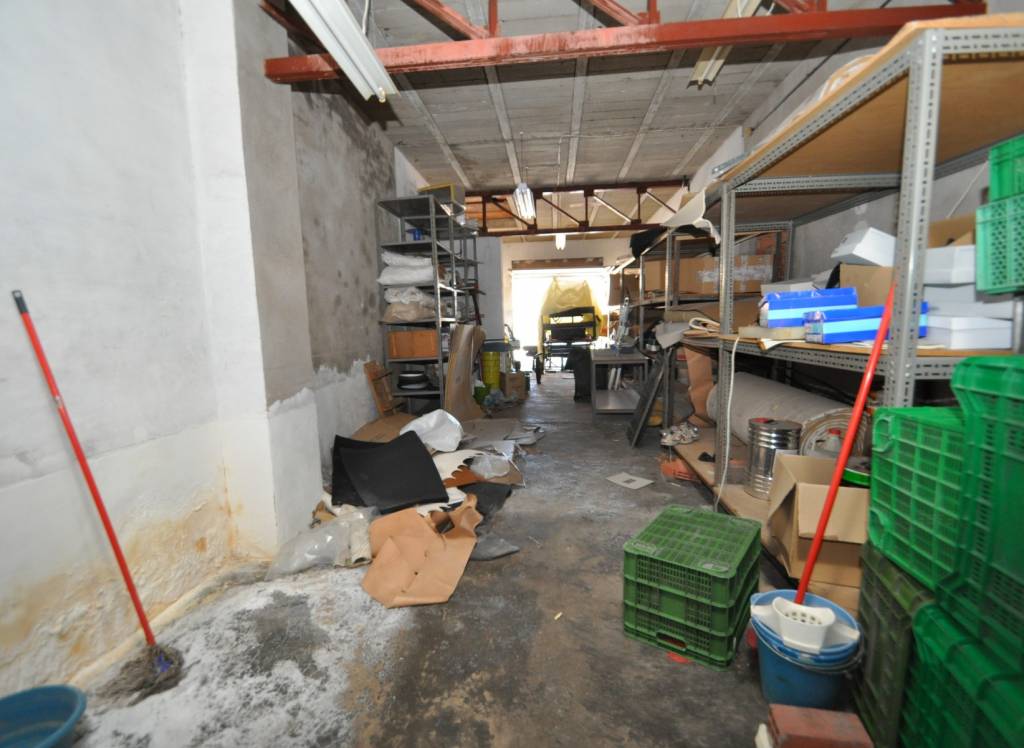 Resale - Commercial - Salinas - Urban location