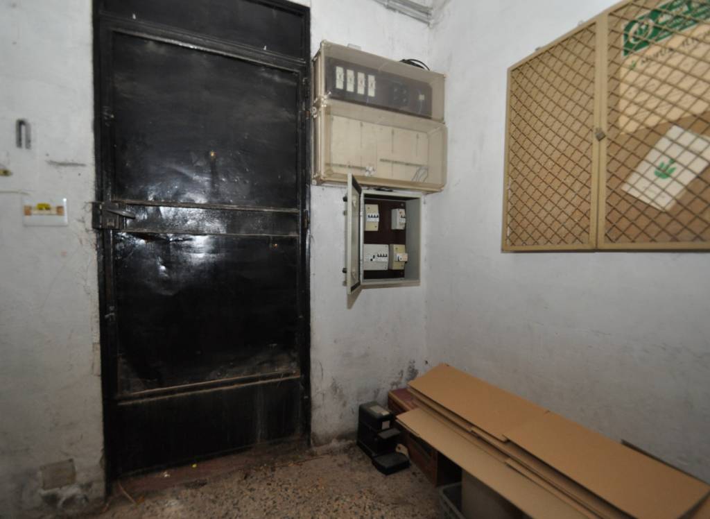 Resale - Commercial - Salinas - Urban location