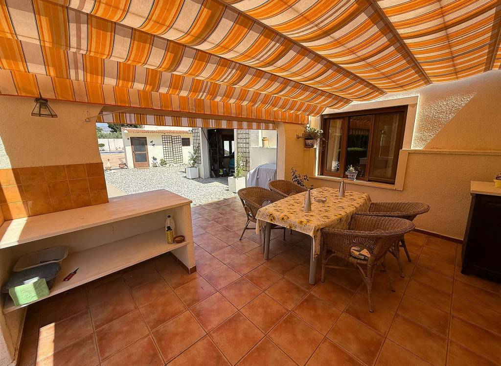 Resale - Country House - Castalla
