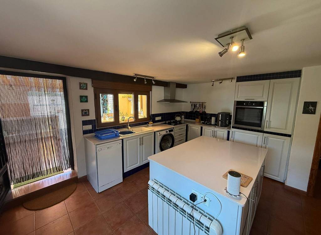 Resale - Country House - Castalla