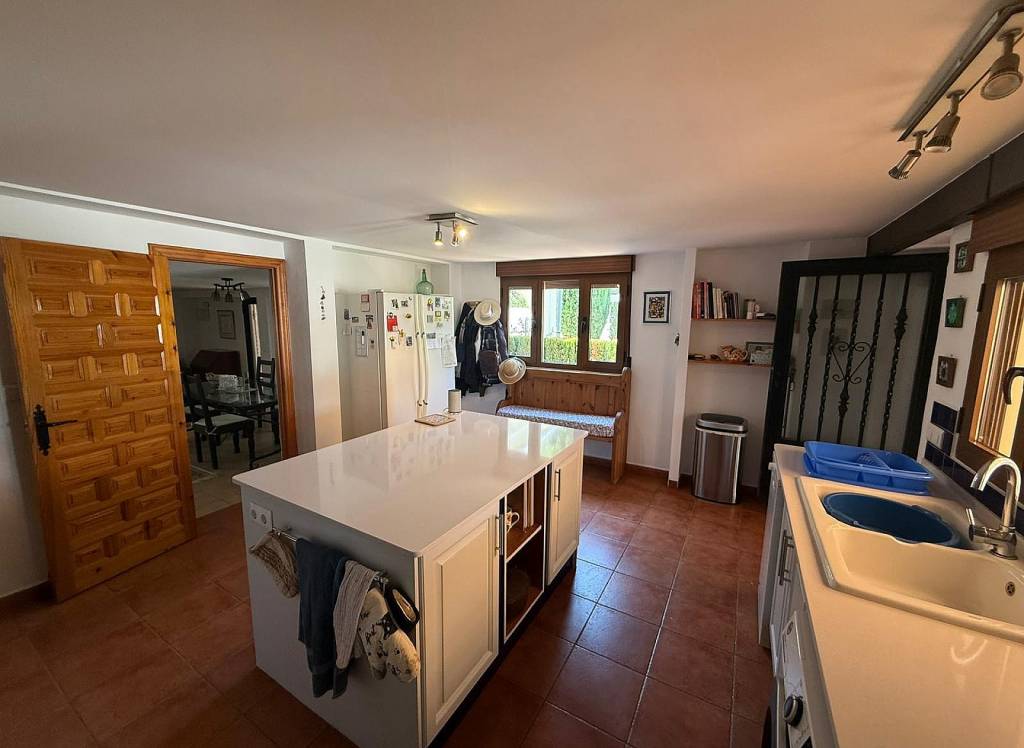 Resale - Country House - Castalla