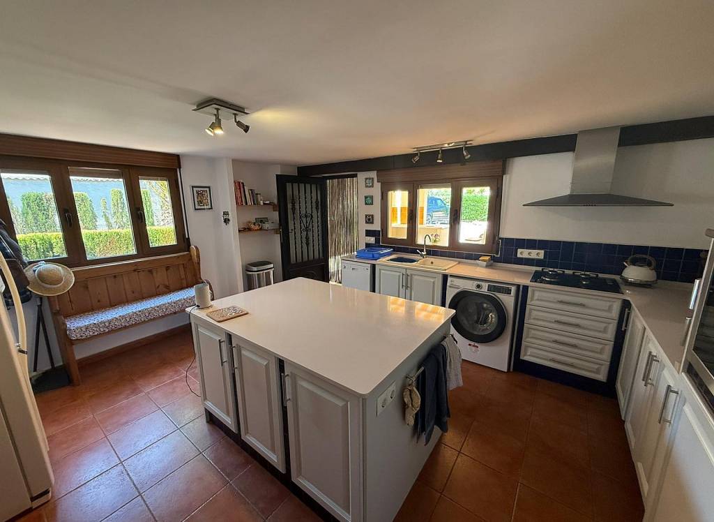 Resale - Country House - Castalla