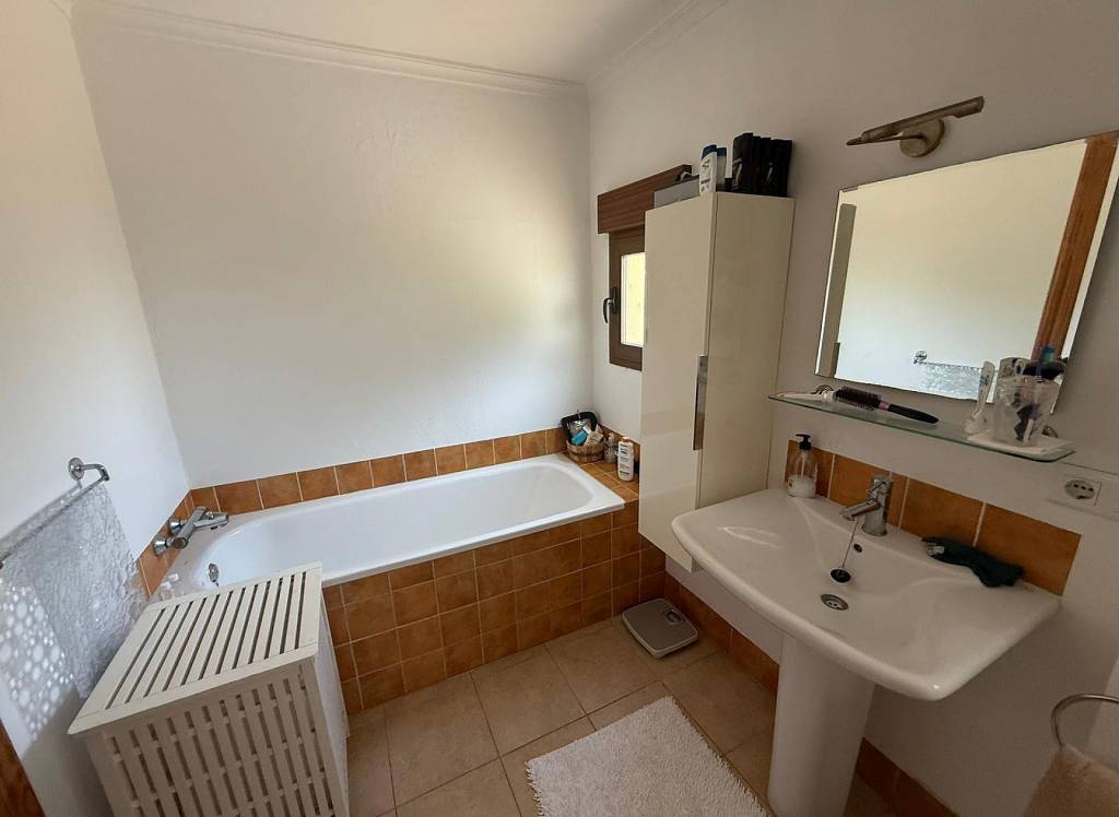 Resale - Country House - Castalla