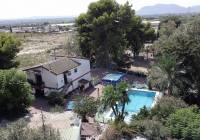 Resale - Country House - Crevillente