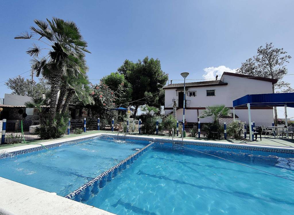 Resale - Country House - Crevillente