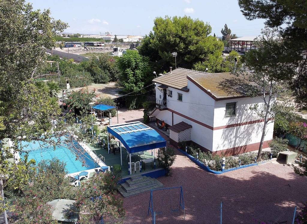 Resale - Country House - Crevillente