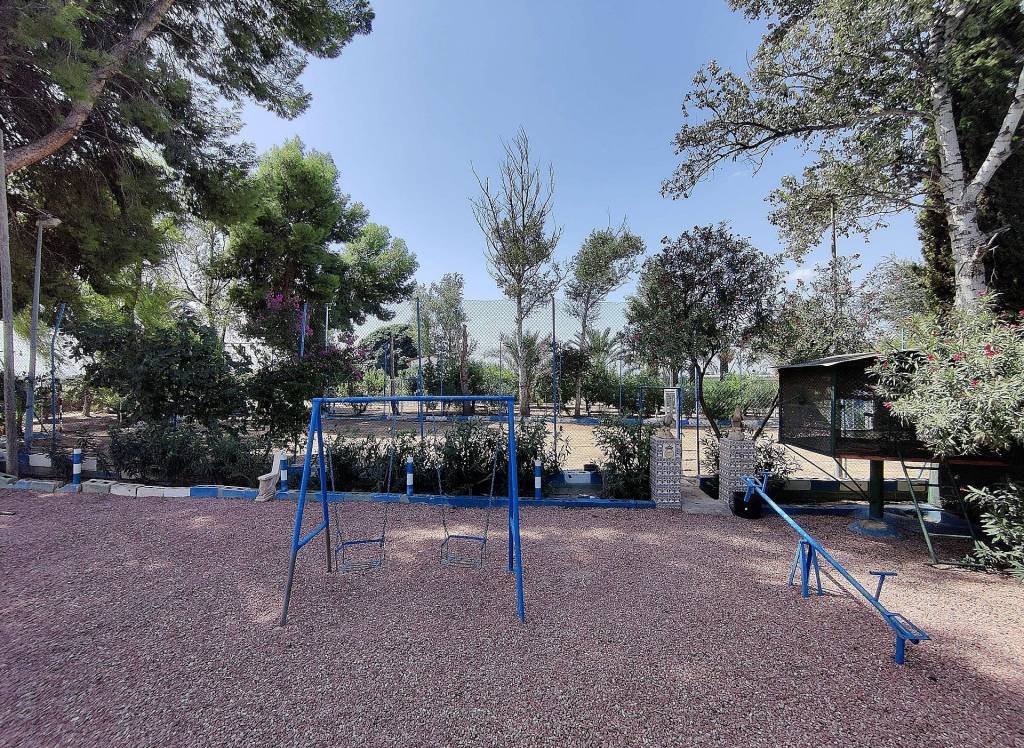 Resale - Country House - Crevillente