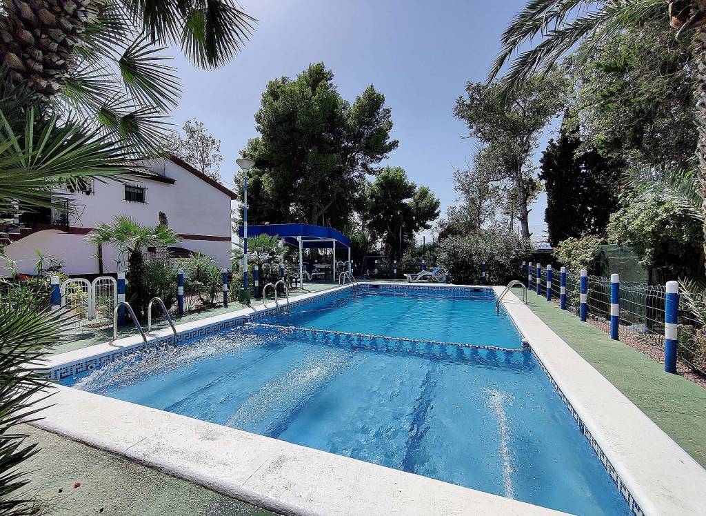 Resale - Country House - Crevillente