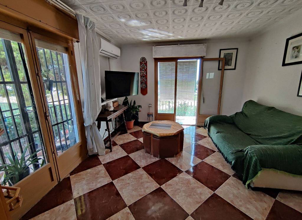 Resale - Country House - Crevillente