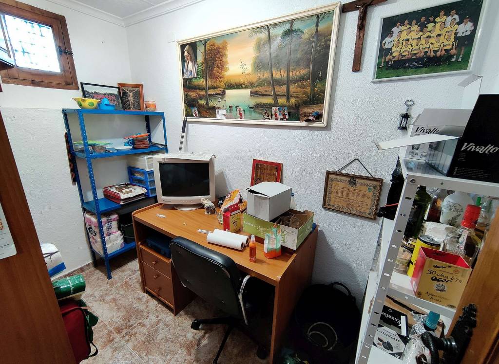 Resale - Country House - Crevillente