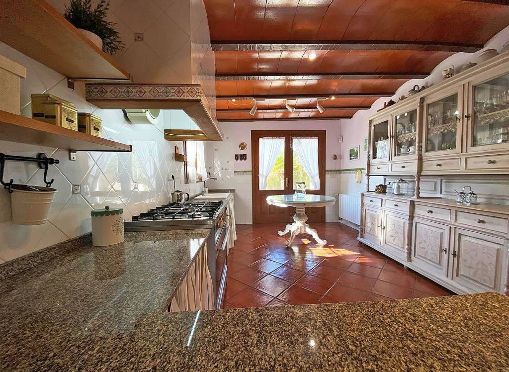 Resale - Country House - Culebron