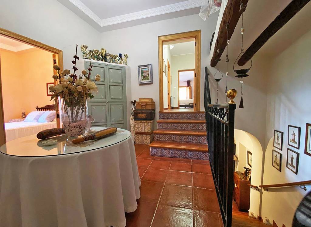 Resale - Country House - Culebron