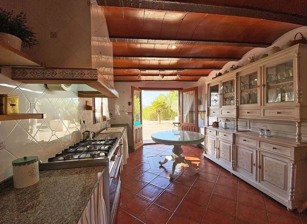 Resale - Country House - Culebron