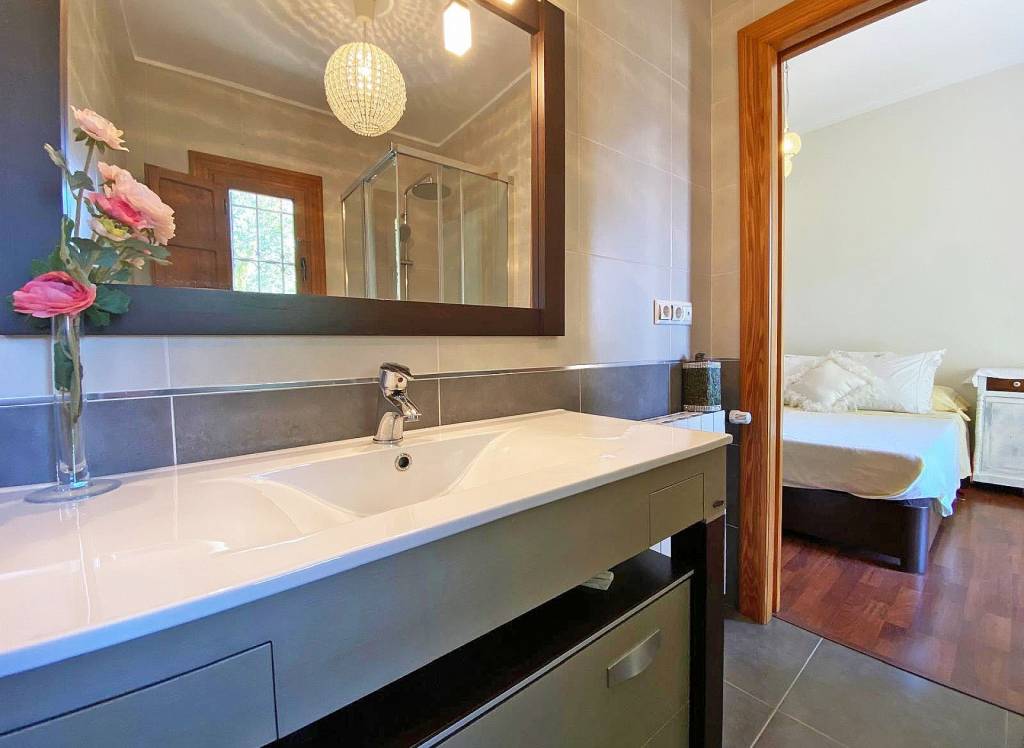 Resale - Country House - Culebron