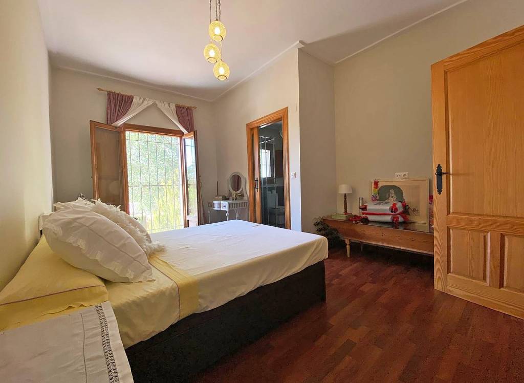 Resale - Country House - Culebron