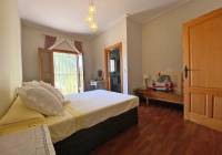 Resale - Country House - Culebron