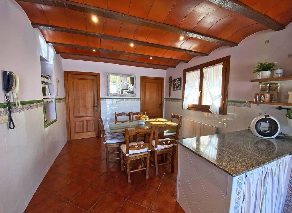 Resale - Country House - Culebron