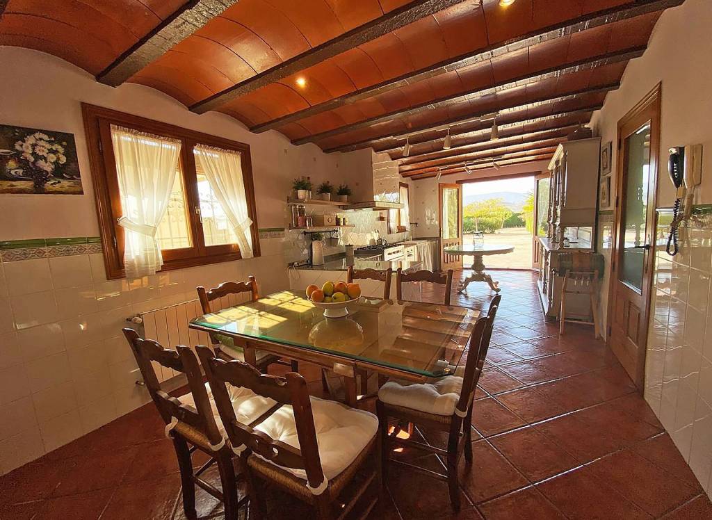 Resale - Country House - Culebron