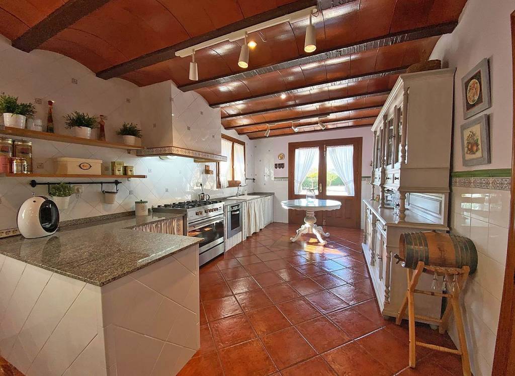 Resale - Country House - Culebron