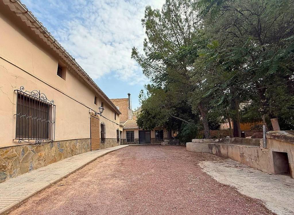 Resale - Country House - Encebras