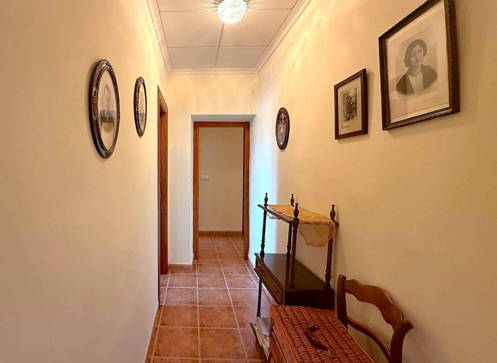 Resale - Country House - Encebras