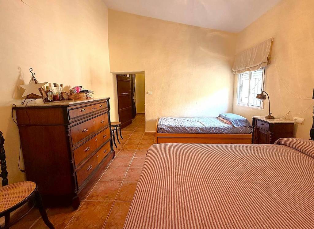 Resale - Country House - Encebras