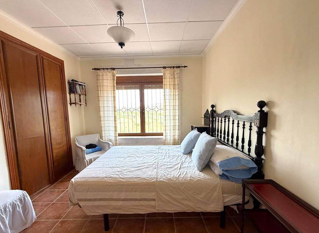 Resale - Country House - Encebras