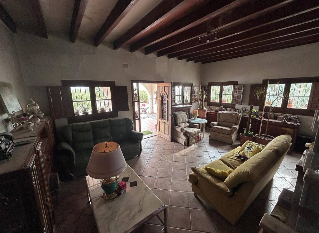 Resale - Country House - Novelda