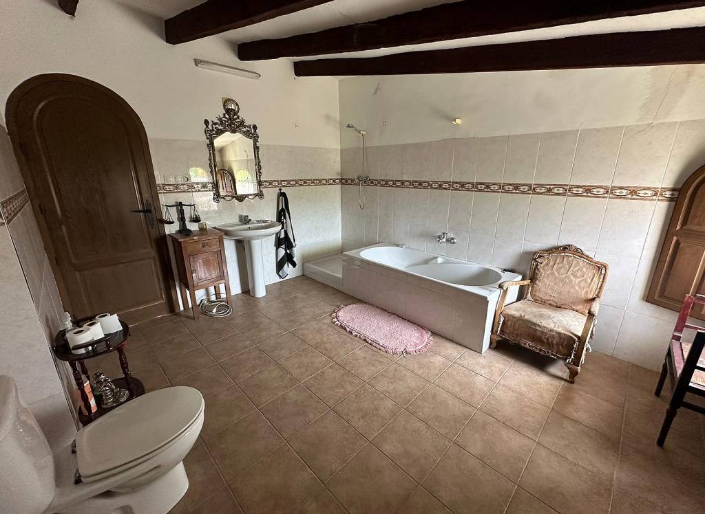 Resale - Country House - Novelda